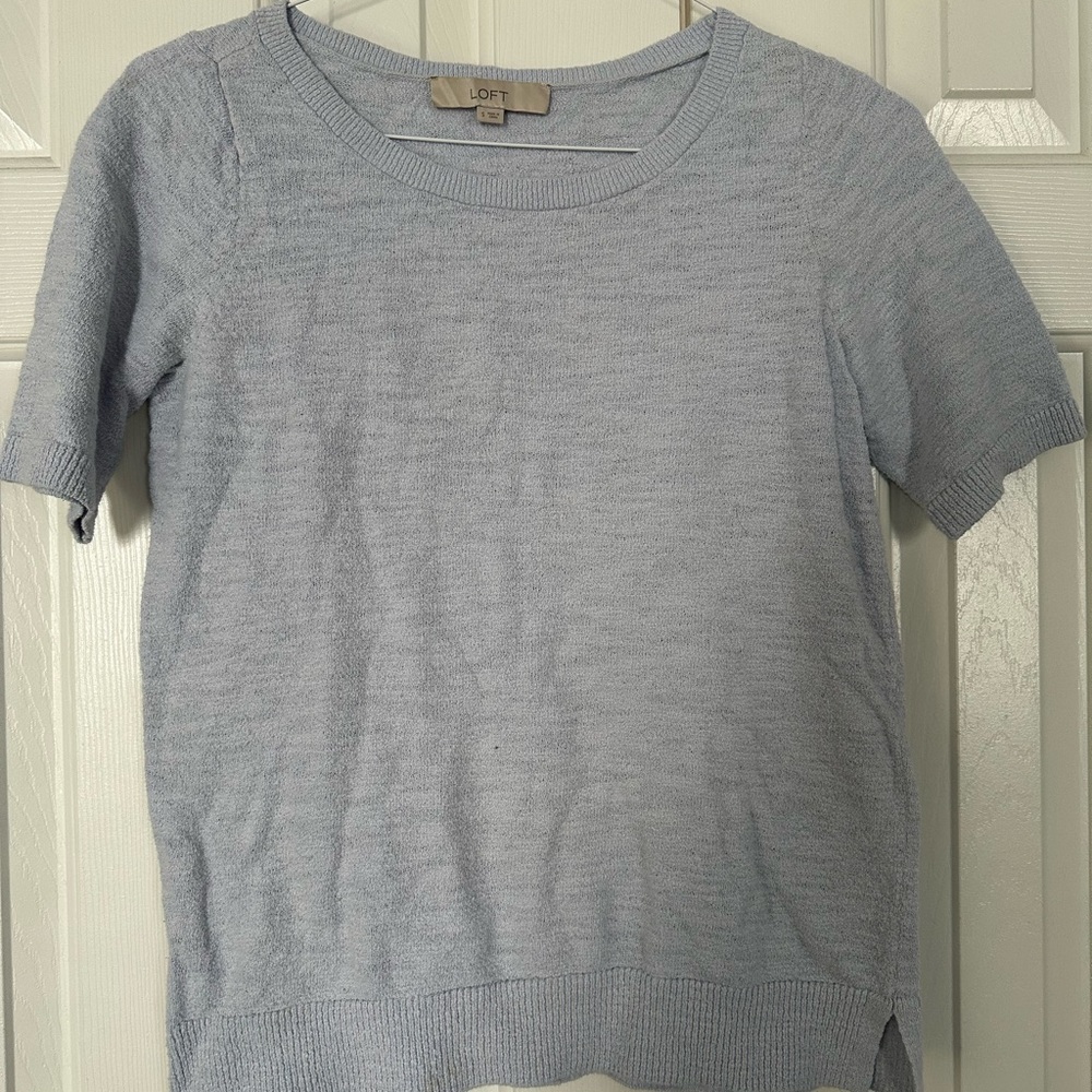 Cute work-ready light sweater